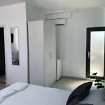 Апартаменты Aquazure Studio Нэводари