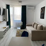Aquazure Studio *