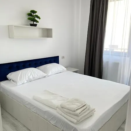 Aquazure Studio Апартаменты *