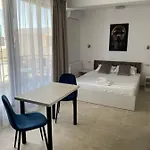 Apartment Aquazure Studio Navodari