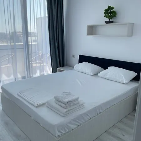 Apartment Aquazure Studio