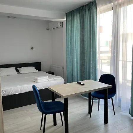 Aquazure Studio Apartment