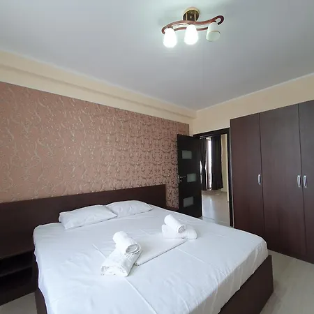 Aquazure Studio Apartment *